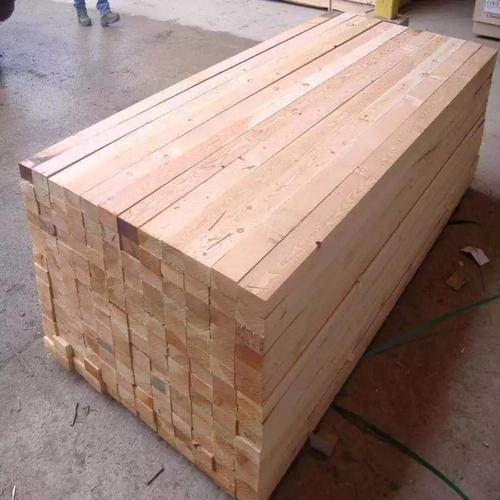 創(chuàng)秋木業(yè)建筑木方工程木方木材加工廠創(chuàng)秋木業(yè)從不拖延